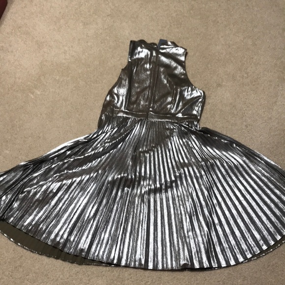 Gunmetal silver dress - Picture 8 of 8